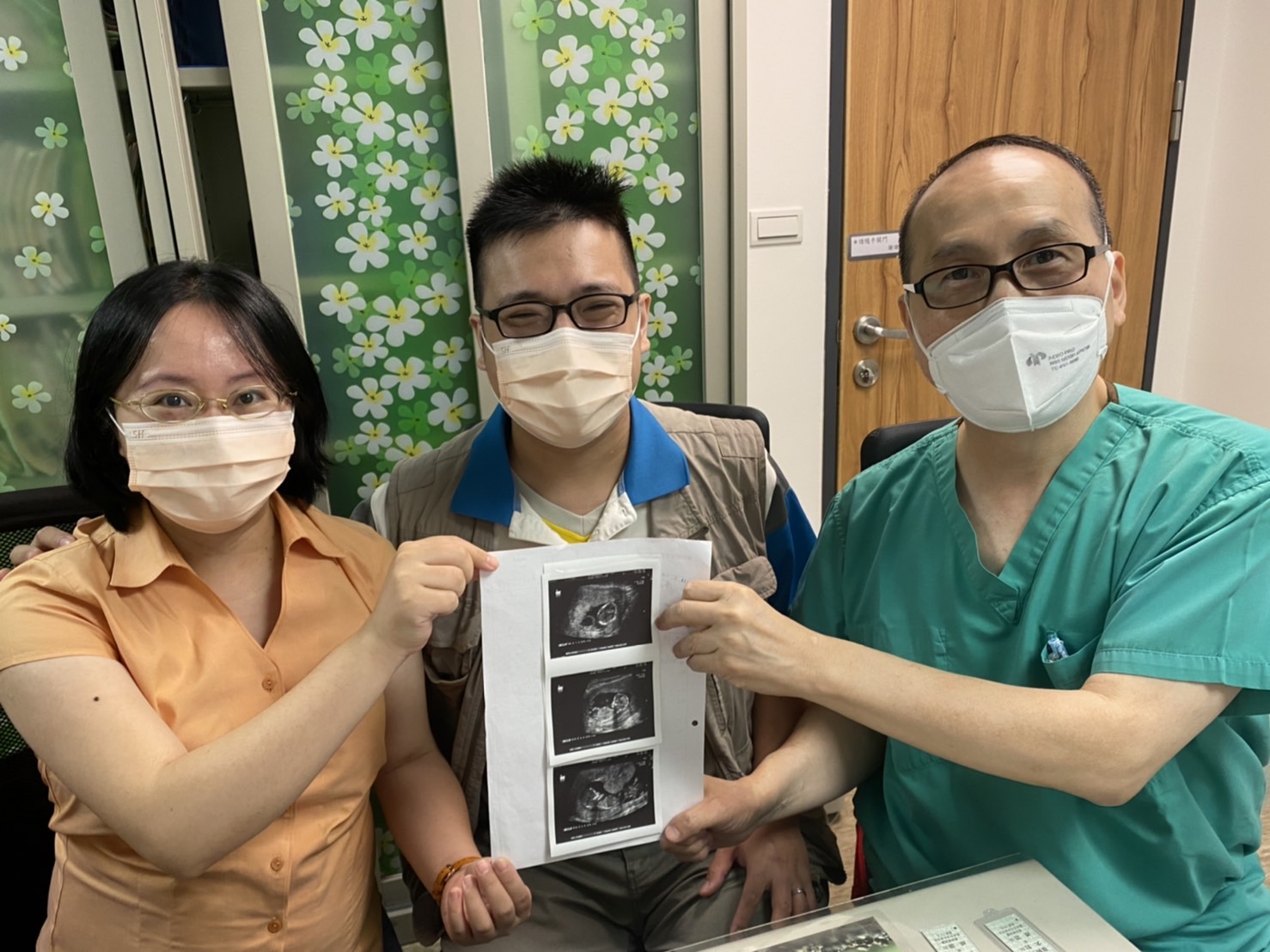  感謝黃醫師與您的團隊為我們家帶來一對虎寶寶雙胞胎為我們家帶來了新的盼望！